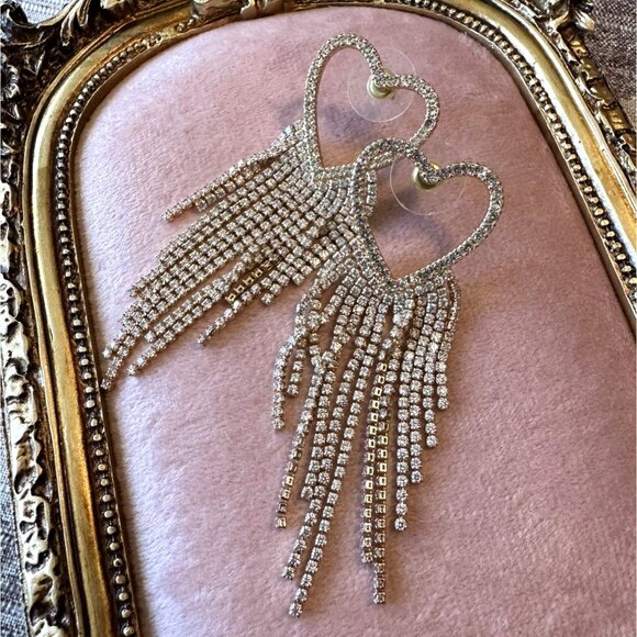 Heart-Shaped Gold-Tone Fringe Dangle Earrings With Rhinestone Accents Park Lane - Picture 4 of 9